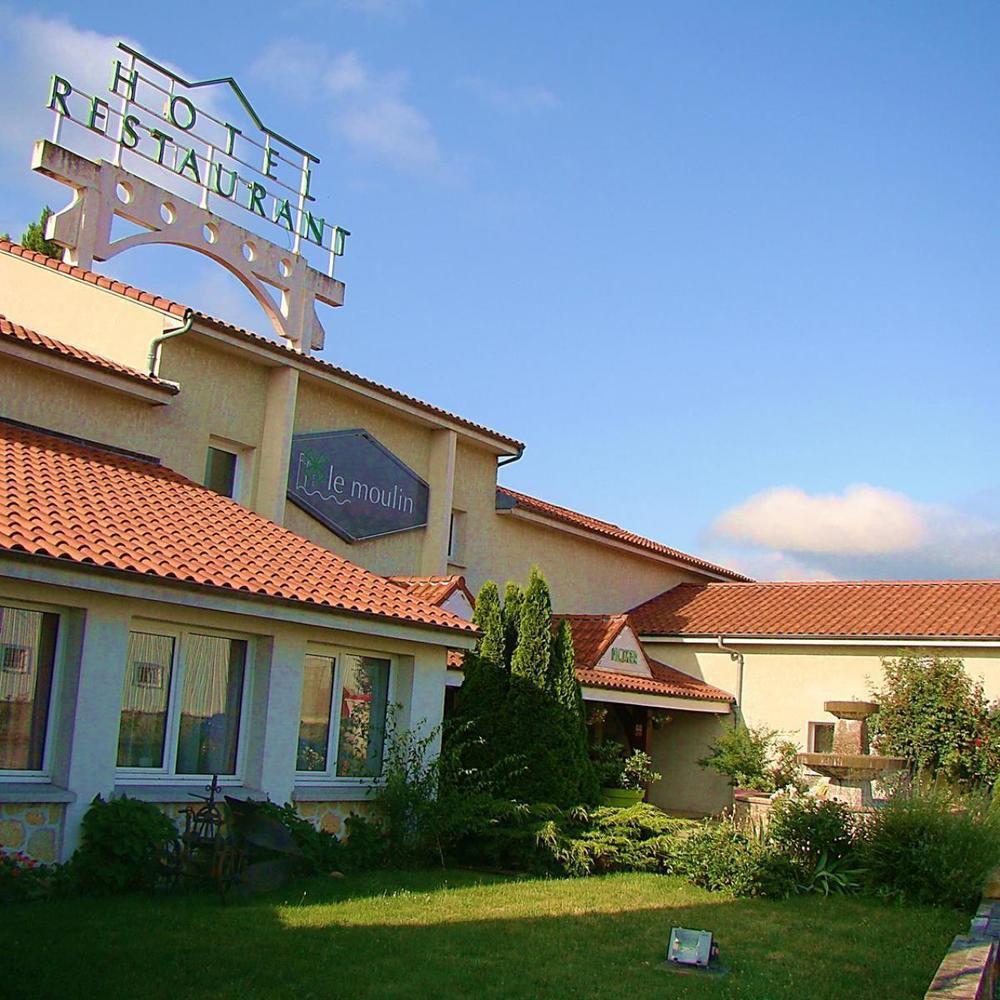 LOGIS Hôtel Le Moulin Des Gardelles Riom Buitenkant foto
